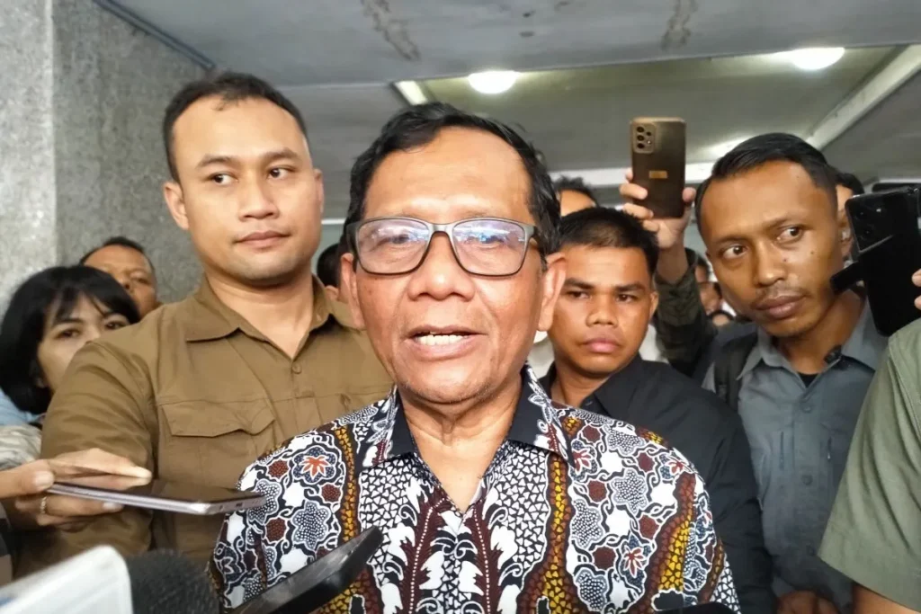 Mahfud MD: Menteri Terkait Penerbitan Sertifikat Pagar Laut Tak Perlu Khawatir