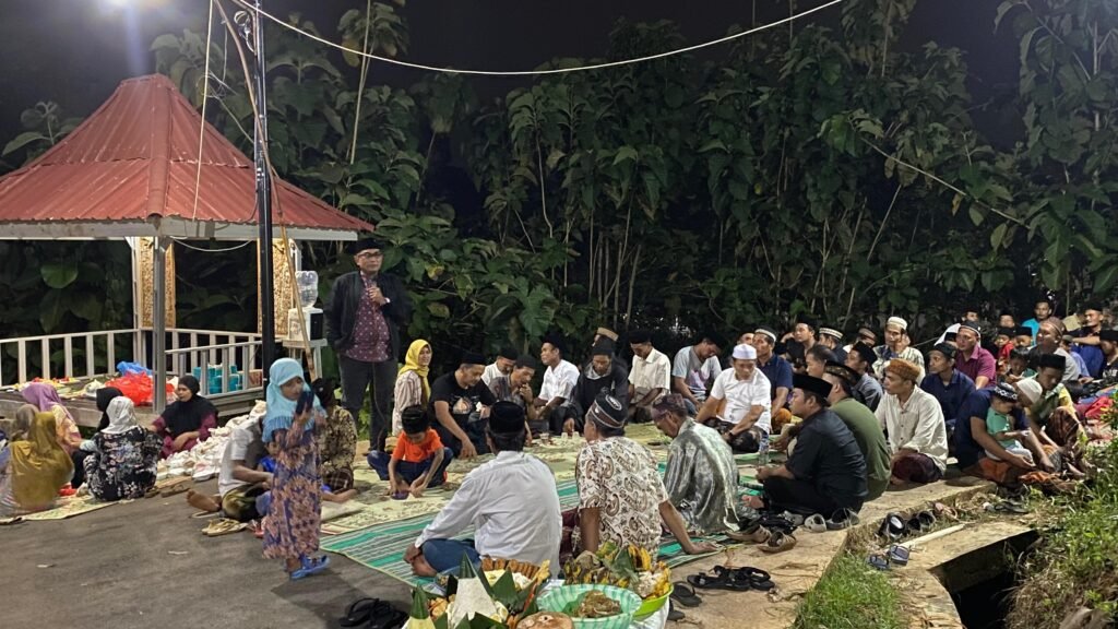 Aspirasi Andang Wujudkan Jalan Baru, Warga Kuwasen Gelar Syukuran