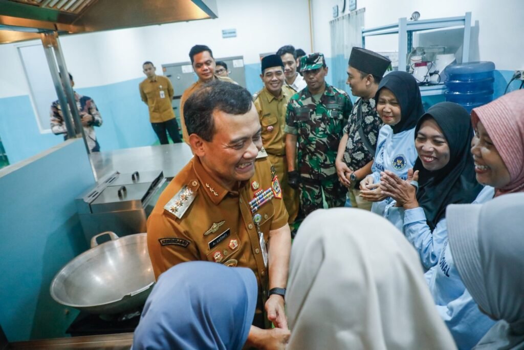 Ahmad lutfi Resmikan Dapur MBG di Jepara. (Source : Humas Pemprov Jateng)