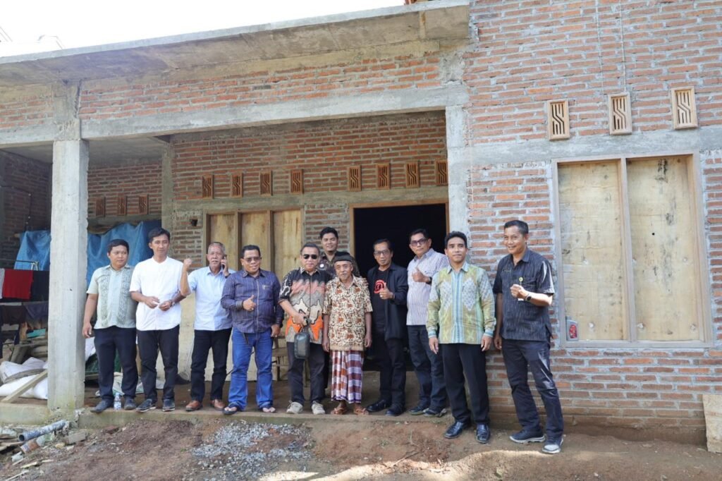 Komisi D DPRD Jateng Tinjau Program RTLH di Desa Tanjung, Jepara