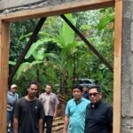 Andang Wahyu Triyanto Serahkan Bantuan dan Tinjau Pembangunan Rumah RTLH di Desa Sukosono