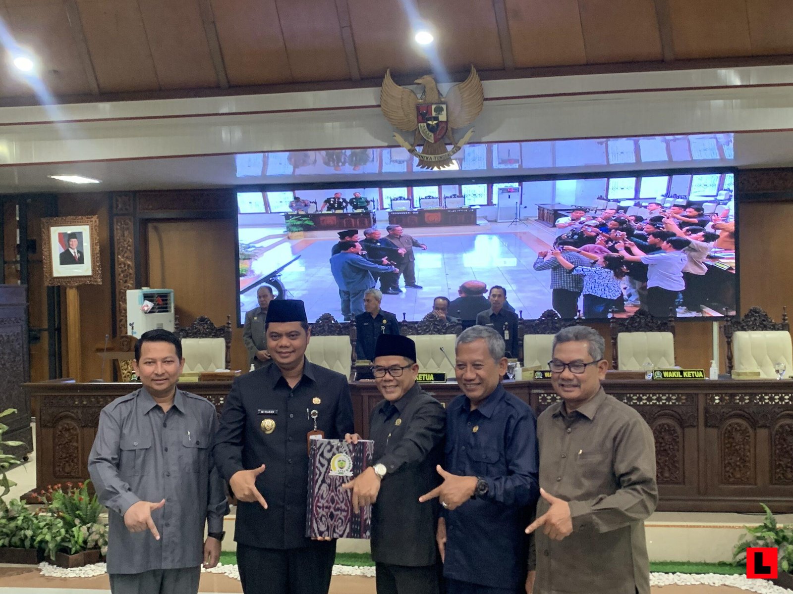 Rapat Paripurna DPRD Jepara Menetapkan Ranperda APBD 2026 Secara Resmi